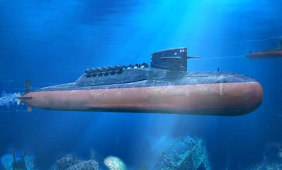 四個潛水艇懸浮照片